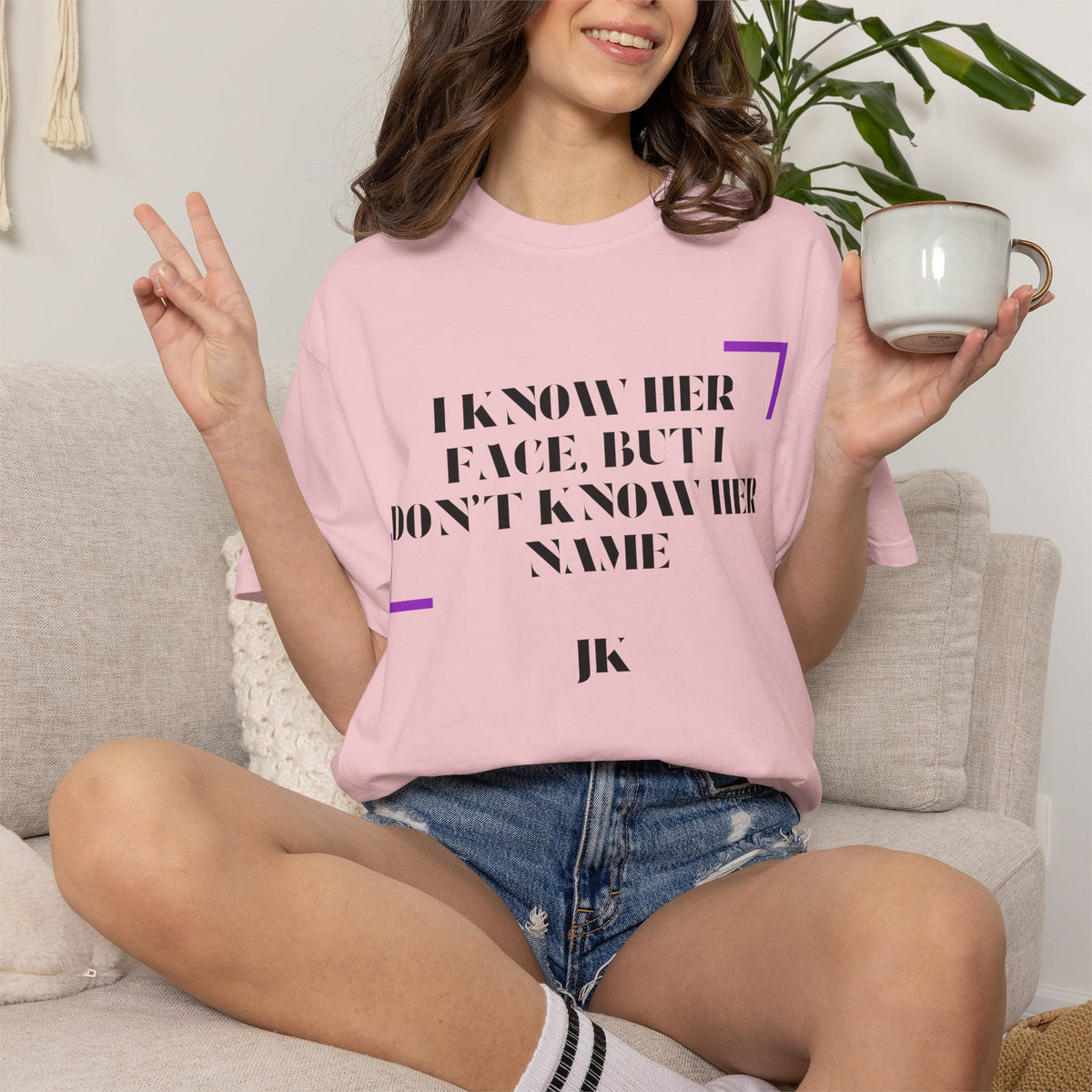 T-Shirt — “I Know Her Face, But I Don’t Know Her Name” Graphic Tee