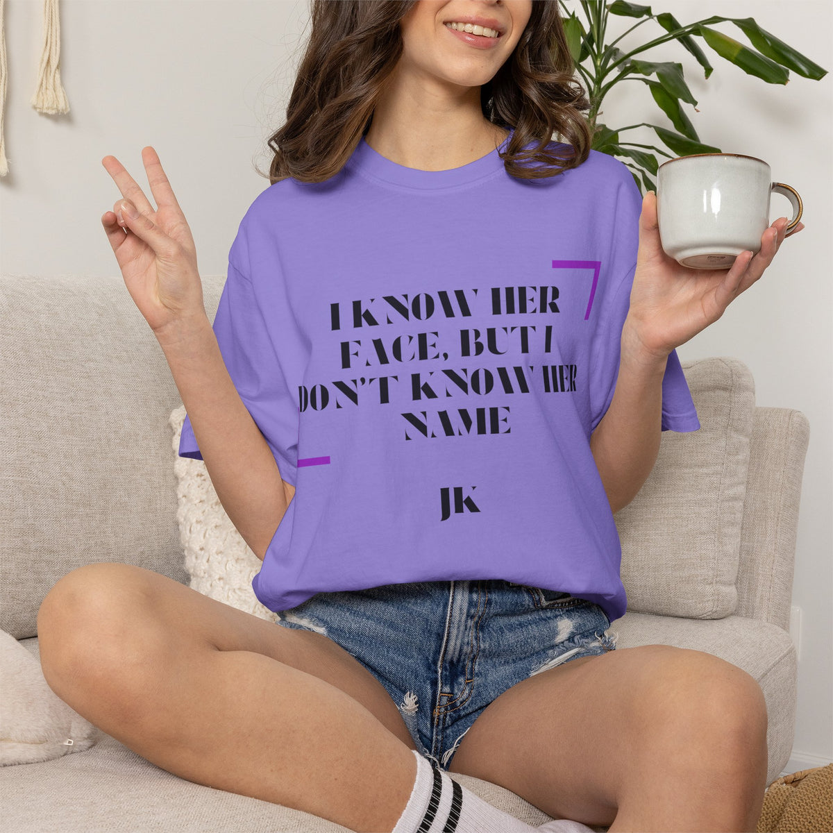 T-Shirt — “I Know Her Face, But I Don’t Know Her Name” Graphic Tee